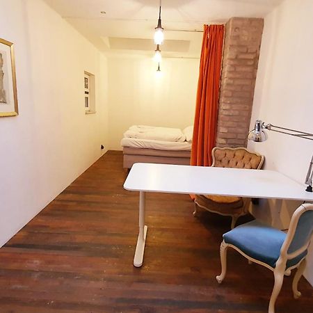 Helles Zimmer Im Loft MHG Exterior photo